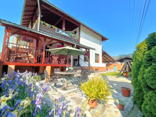 Viseu de Sus Maison | Pensiunea Mallorca Restaurant - Bar