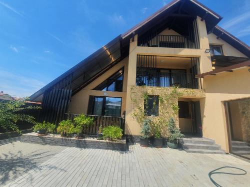 Curtea De Arges Maison | Pensiunea Relax