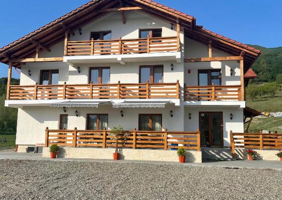Nanesti Maison | Pensiunea Sofia