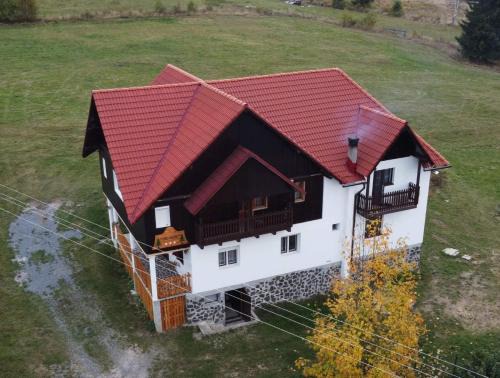 Calatele Chalet De Ski | Pensiunea Steaua Apusenilor
