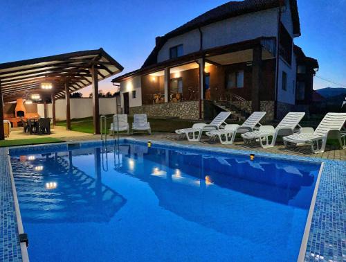 Novaci Maison | Pensiunea Vision
