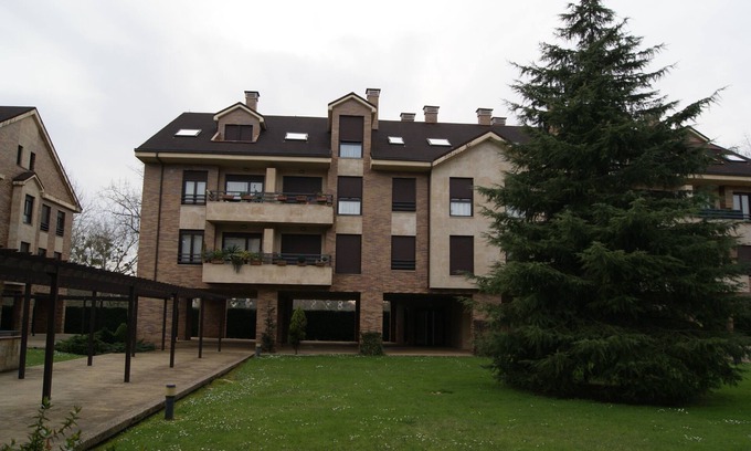 Gijon-Este Copropriété | PENTHOUSE 6 pax WIFI + POOL + PADDLE: River Park -Viesques - Gijón (VUT-719. AS)