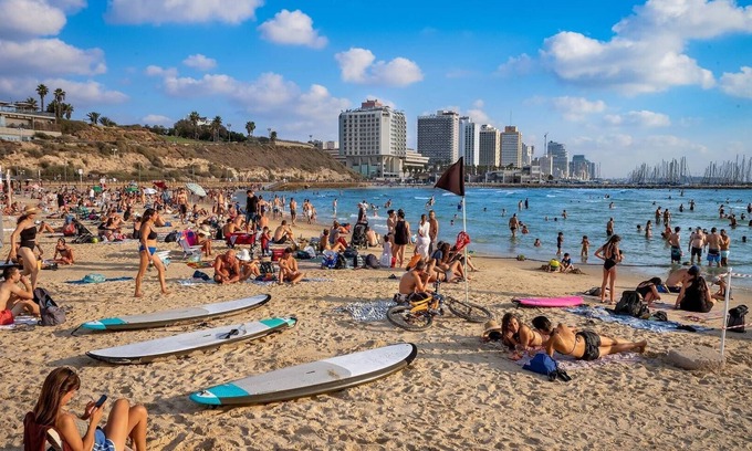 Netanya Appartement | Penthouse 6 personnes kikar netanya 500 mètres de la plage