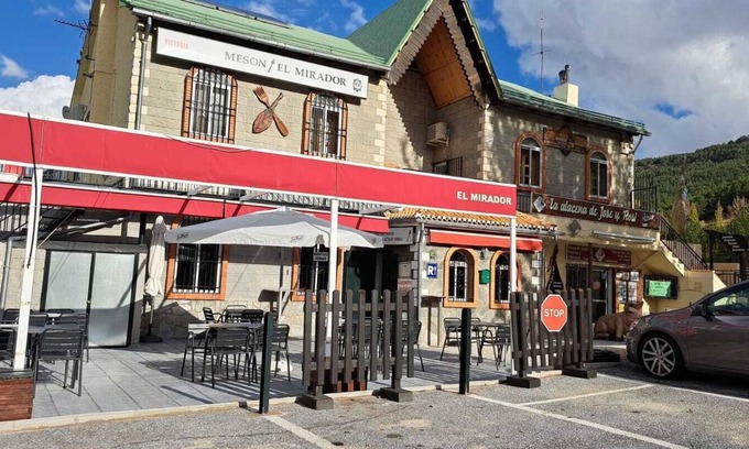 Guejar Sierra Appartement | Penthouse apartment in Sierra Nevada