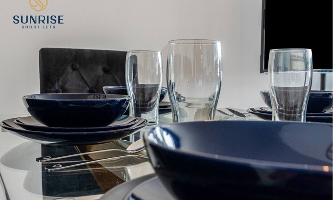 Dundee Appartement | Central PentHouse - 3 King Beds
