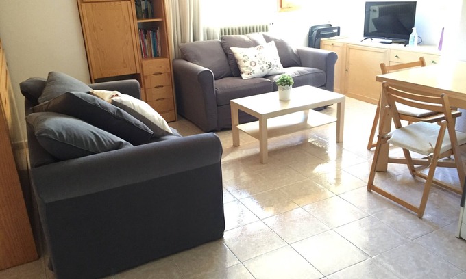 Biescas Appartement | Penthouse à Biescas avec piscine, tennis et barbecue