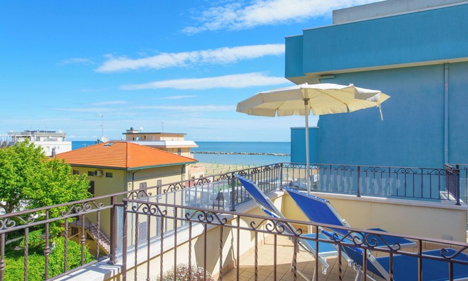 Viserbella Appartement | Penthouse à Viserba, avec terrasse donnant sur la mer, panorama fantastique.