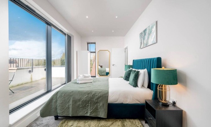 Finchley Appartement | Penthouse Large -Free Parking
