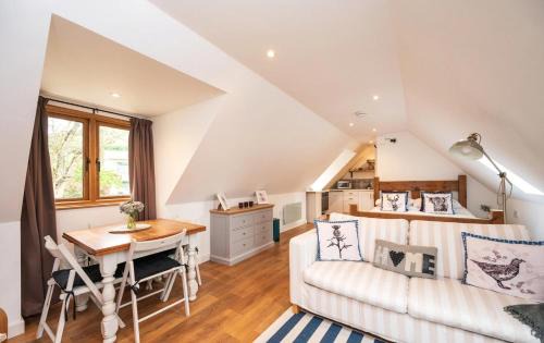 Blackburn Maison | Pentland Hills Chalet