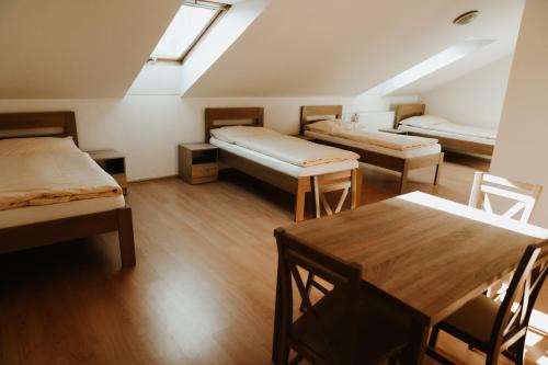 Orlov Maison | Penzión Enbra