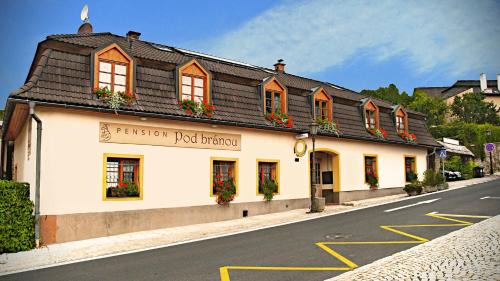 Poprad Maison | Penzión Pod bránou