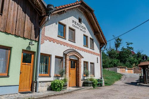 Dobsice Maison | Penzion Černý Sklep