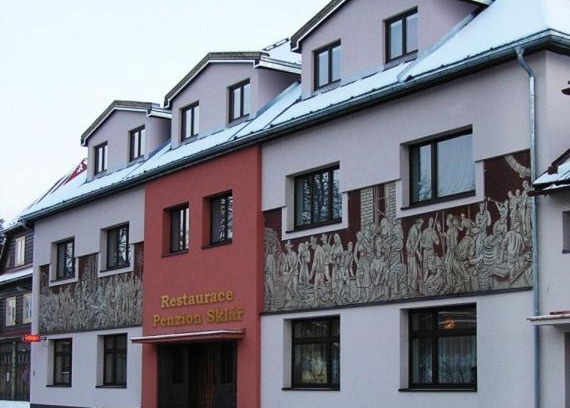 Karolinka Maison | Penzion a restaurace Sklář