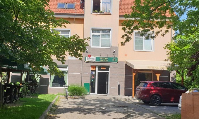 Nove Zamky Maison | Penzion Arcadia