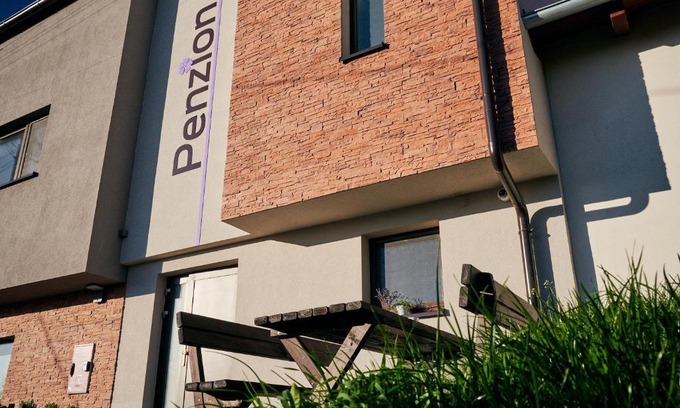 Stary Poddvorov Maison | Penzion Fialka
