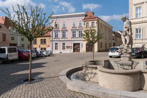 Znojmo Maison | Penzion Harvart