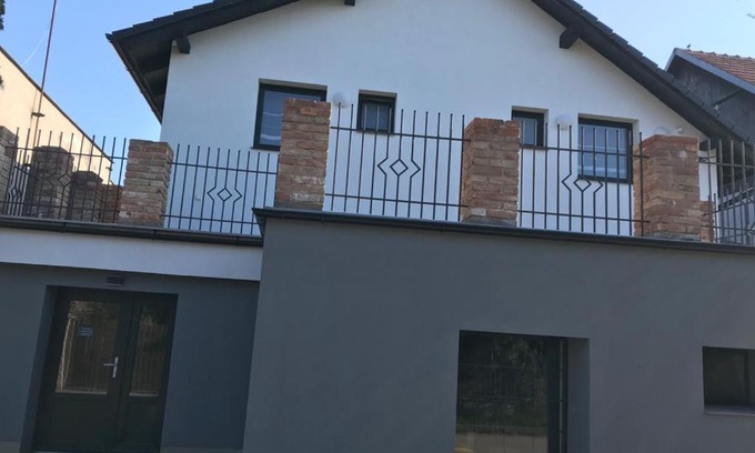 Strachotin Maison | Penzion Hazdrovi
