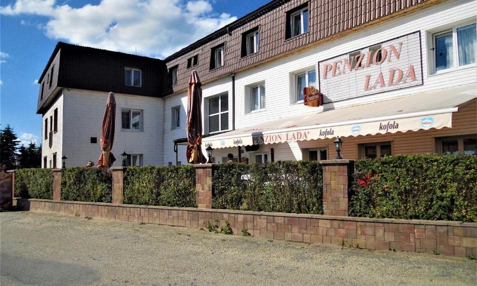 Nova Bystrice Maison | Penzion Lada