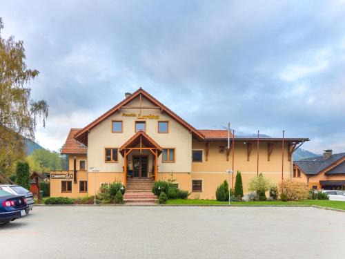 Kralova Lehota Maison | Penzion Larion