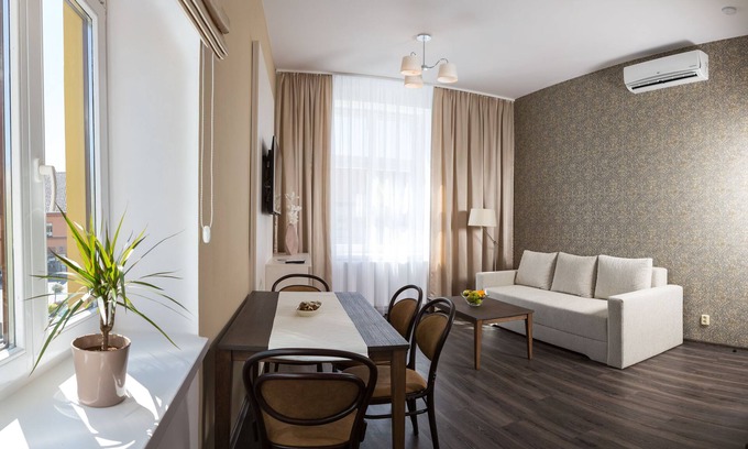 Kyjov Maison | Penzion Longus