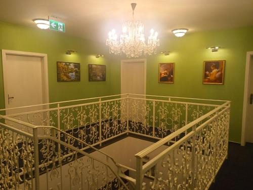 Kostelec nad Orlici Appartement | Penzion mezi zámky