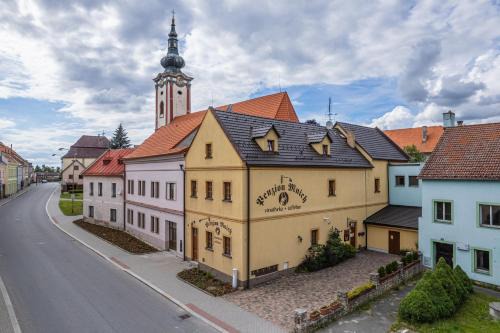 Nova Bystrice Maison | Penzion Mnich