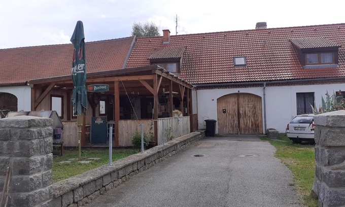 Malenice Maison | Penzion Na Zámostí Malenice