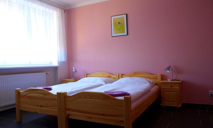 Drnholec Hôtel | Penzion U Dvou lip