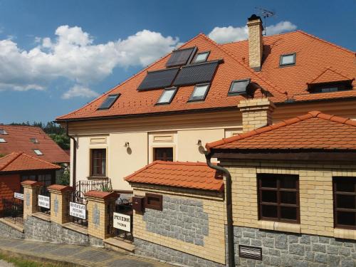 Vlastejovice Maison | Penzion Ve Staré škole