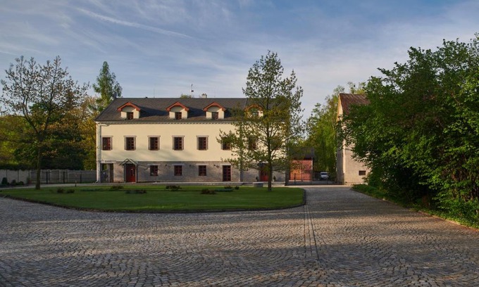 Hlucin Maison | Penzion Velký mlýn
