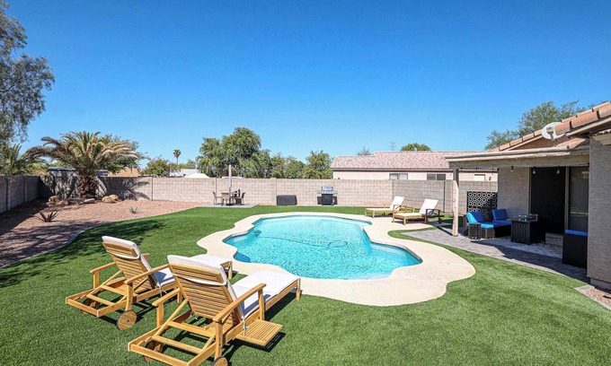 Summersett Village Maison | Peoria Paradise, Pool, Sports Complex, family friendly