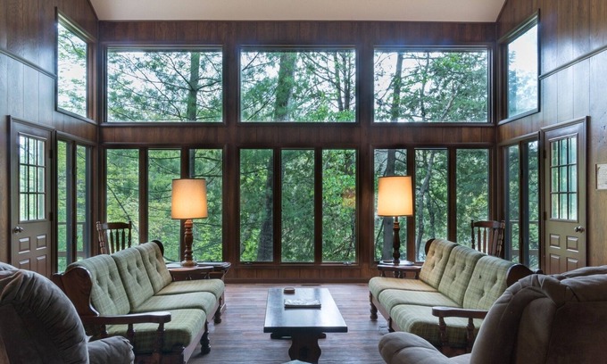 Baldwin Cabine | Pere Marquette River Fishing Cabin 4