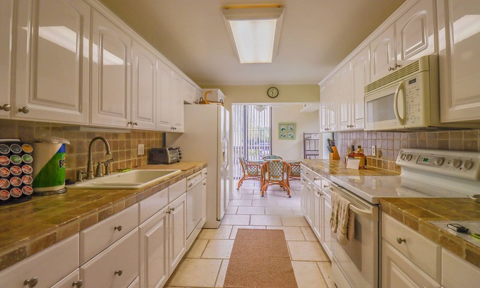 Rock Harbor Copropriété | Perfect 3 Bedroom 3 Bath Condo in the Upper Keys
