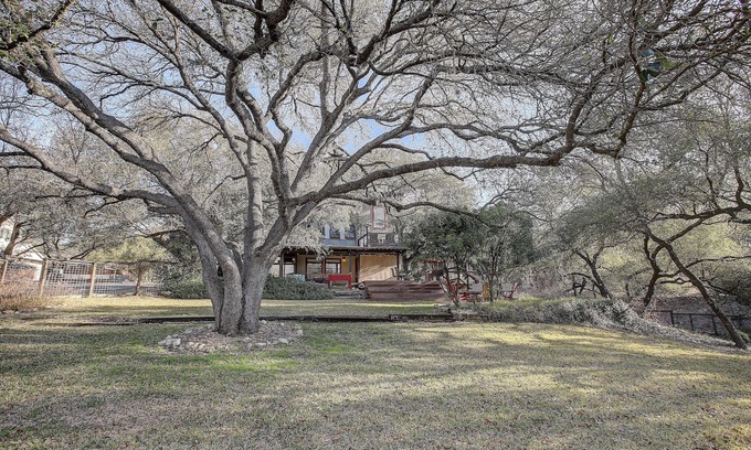 River Ridge Maison | Perfect Escape w/ access to Lake Austin