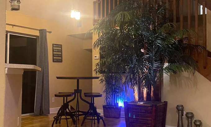 Mariner Maison | Perfect for 1 or 2 guests that like a comfy cozy space!