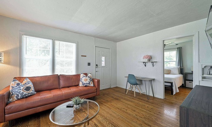 Asian District Appartement | Great for travel workers, affordable for long stay