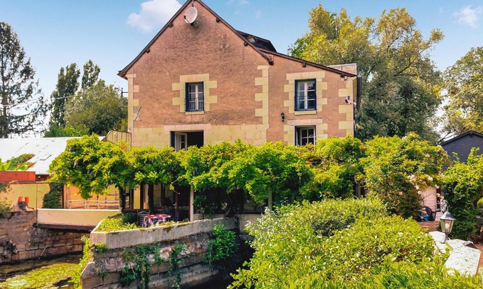 Saint-Jean-Saint-Germain Maison | Perfect for the big family reunion in great natural environment.