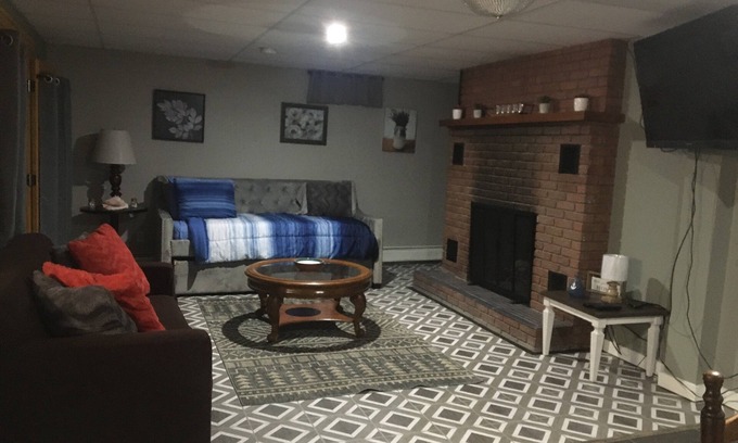 North Troy Appartement | Perfect Getaway Spot In the Northeast Kingdom