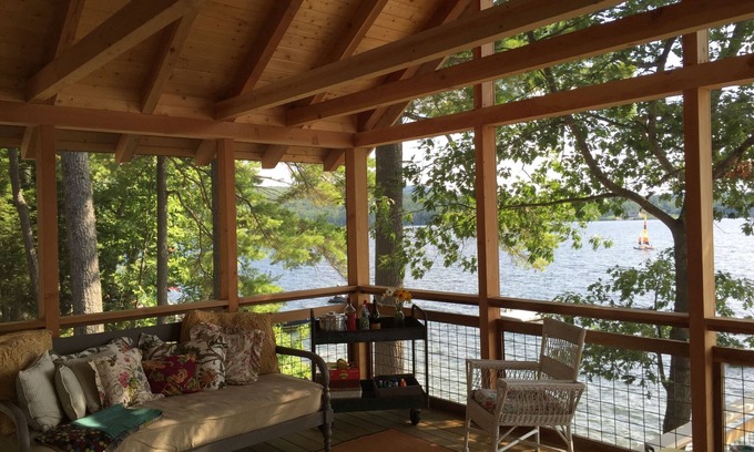 Wolfeboro Cottage | Lac Parfait Retraite présenté au Yankee Magazine. Récemment rénové en 2015!