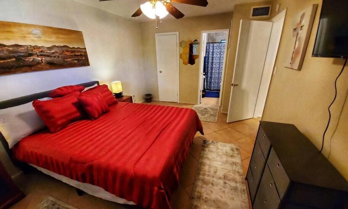 Tempe Appartement | Perfect Location ASU Tempe 1 Bd 1Bath couples getaway!