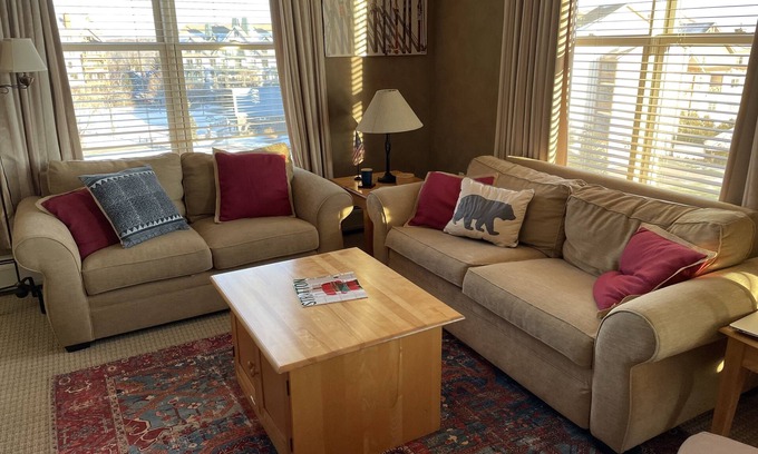 Stratton Mountain Copropriété | Perfect location! Walking distance to Stratton Village and Stratton Mountain!