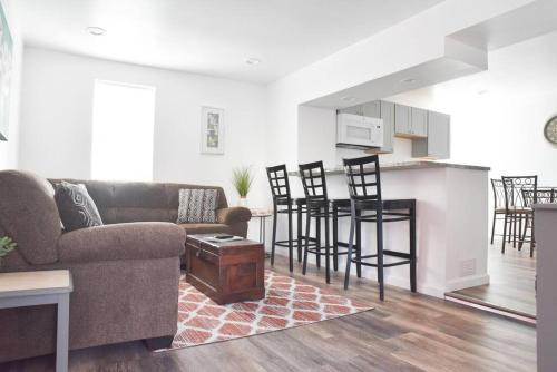 Mount Washington Appartement | Perfect Mount Washington Home Walkable w Parking
