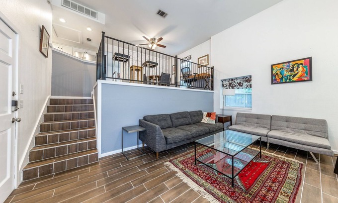 Old Enfield Copropriété | Perfect Price & Central Location - 5 Mins to EVERYTHING