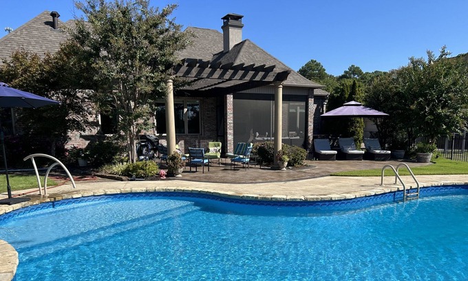 Conway Maison | Perfect setting for viewing the solar eclipse.