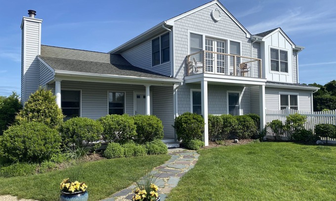Shinnecock Hills Maison | Parfait Southampton Getaway - Pristine Home avec vue sur l'eau