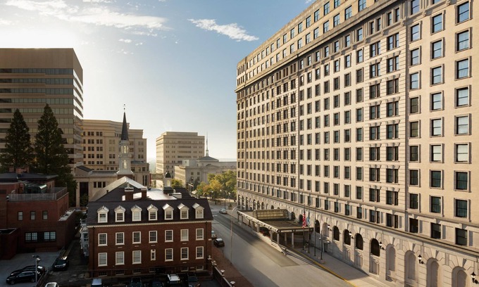 Downtown Wilmington Hôtel | Perfect Wilmington Location in Landmark Hotel -Spacious Bathroom -Free WiFi