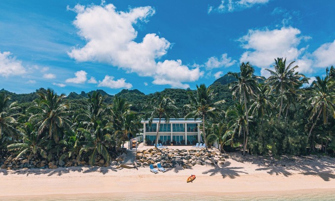 Takuvaine Tapere Copropriété | Perfectly located 2-bedroom beachfront condo on quiet swimming/snorkelling beach