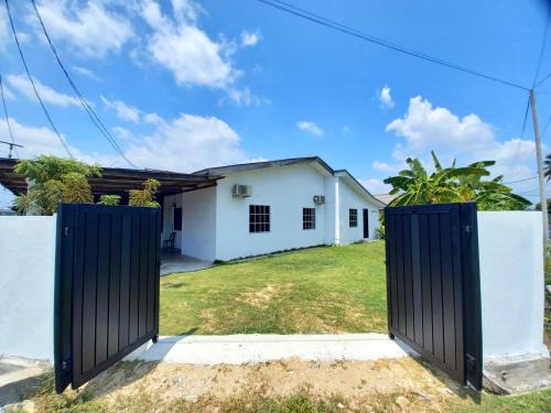 Kampung Gertak Seratus Maison | Perhentian Besut Homestay