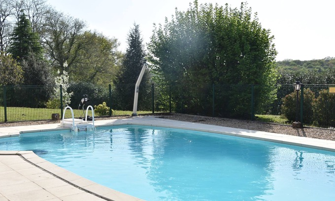 Beaumont-du-Perigord Maison | Maison Périgourdine 8 Personnes avec Piscine - ENSEMBLE TOTALEMENT PRIVATIF