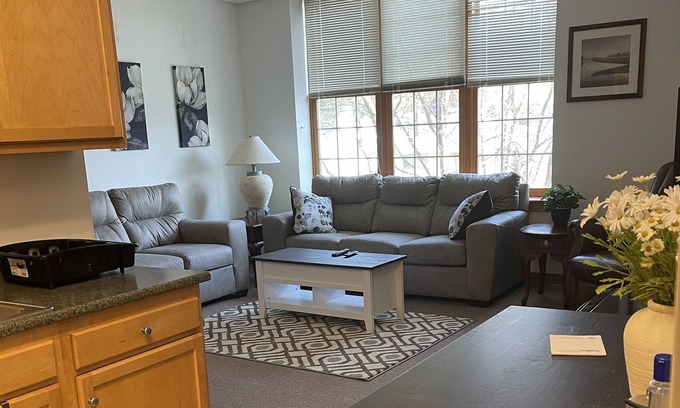 New Kensington Appartement | Pershing Heights 201